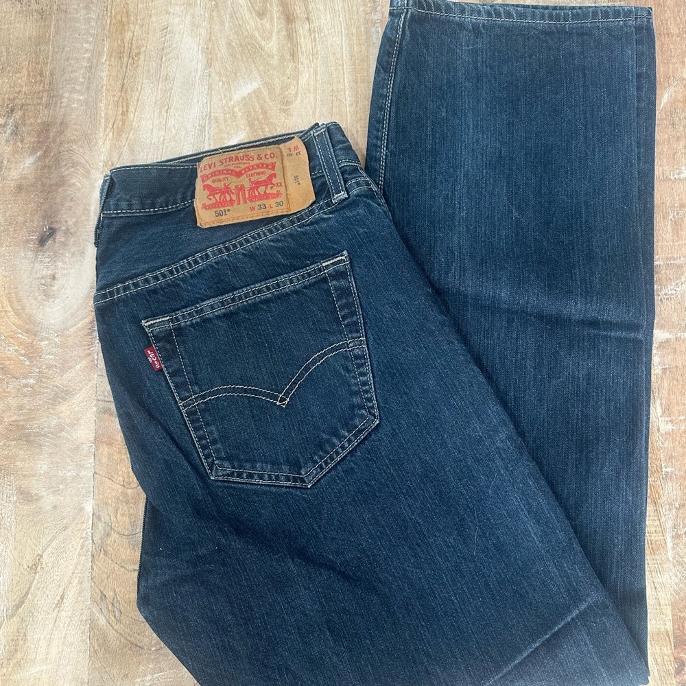 Levi's 501 button fly Men's Blue Jeans